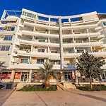 Zeo Grand Seaview Veranda By Ps *